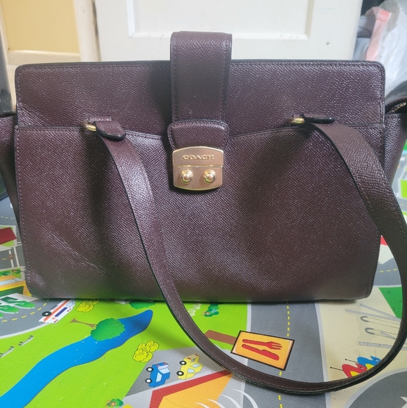 Coach maroon bag and wallet set - Picture 1 of 9